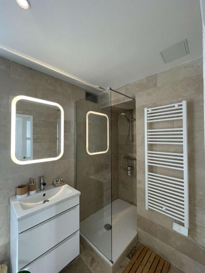 Appartement Dampierre En Yvelines Exteriör bild